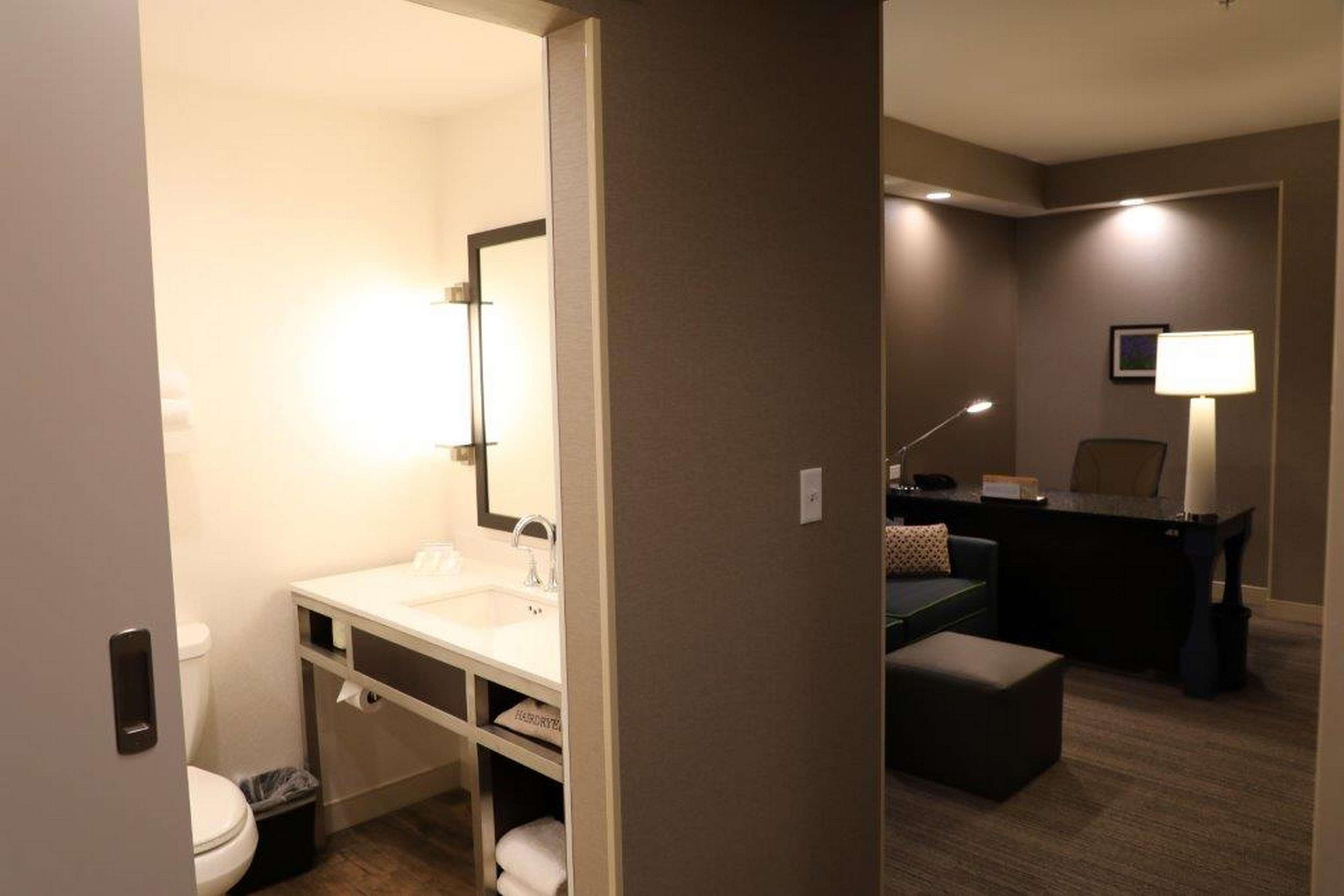 Hilton Garden Inn Austin Airport Εξωτερικό φωτογραφία