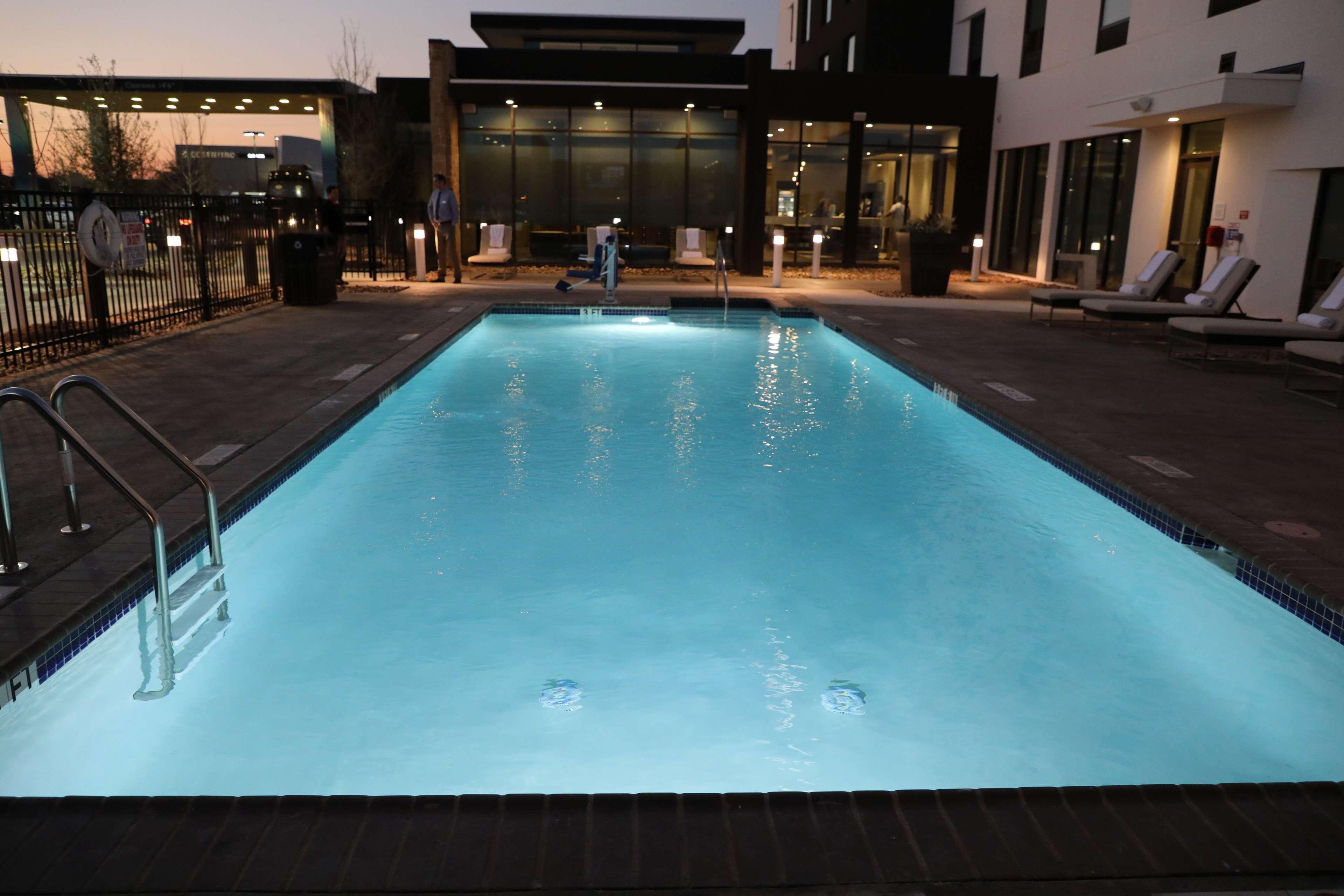 Hilton Garden Inn Austin Airport Εξωτερικό φωτογραφία