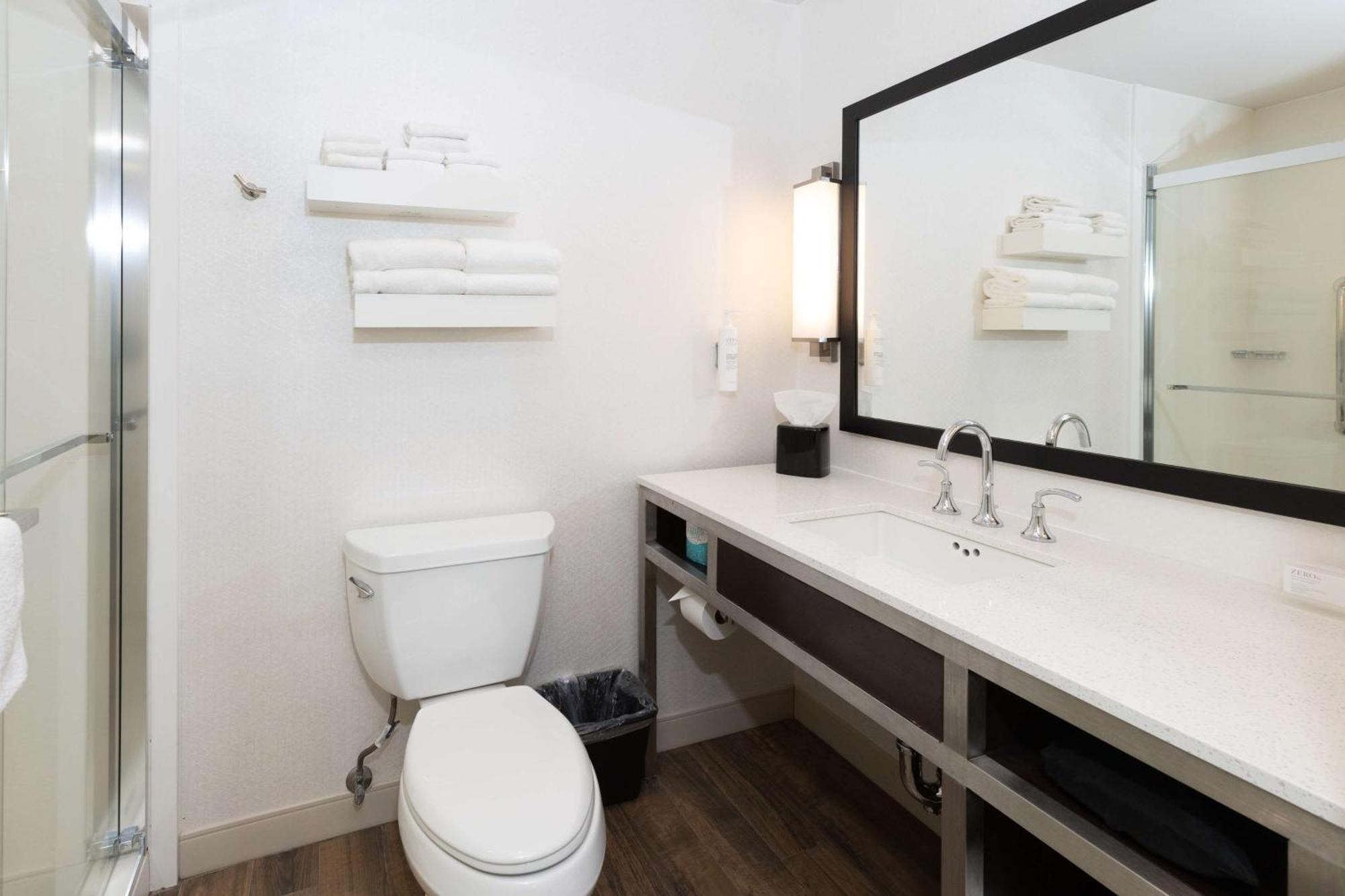 Hilton Garden Inn Austin Airport Εξωτερικό φωτογραφία